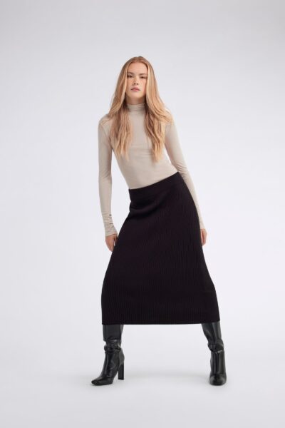 Midi sukňa slim fit