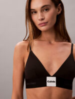 Nepodšitá trojuholníková podprsenka