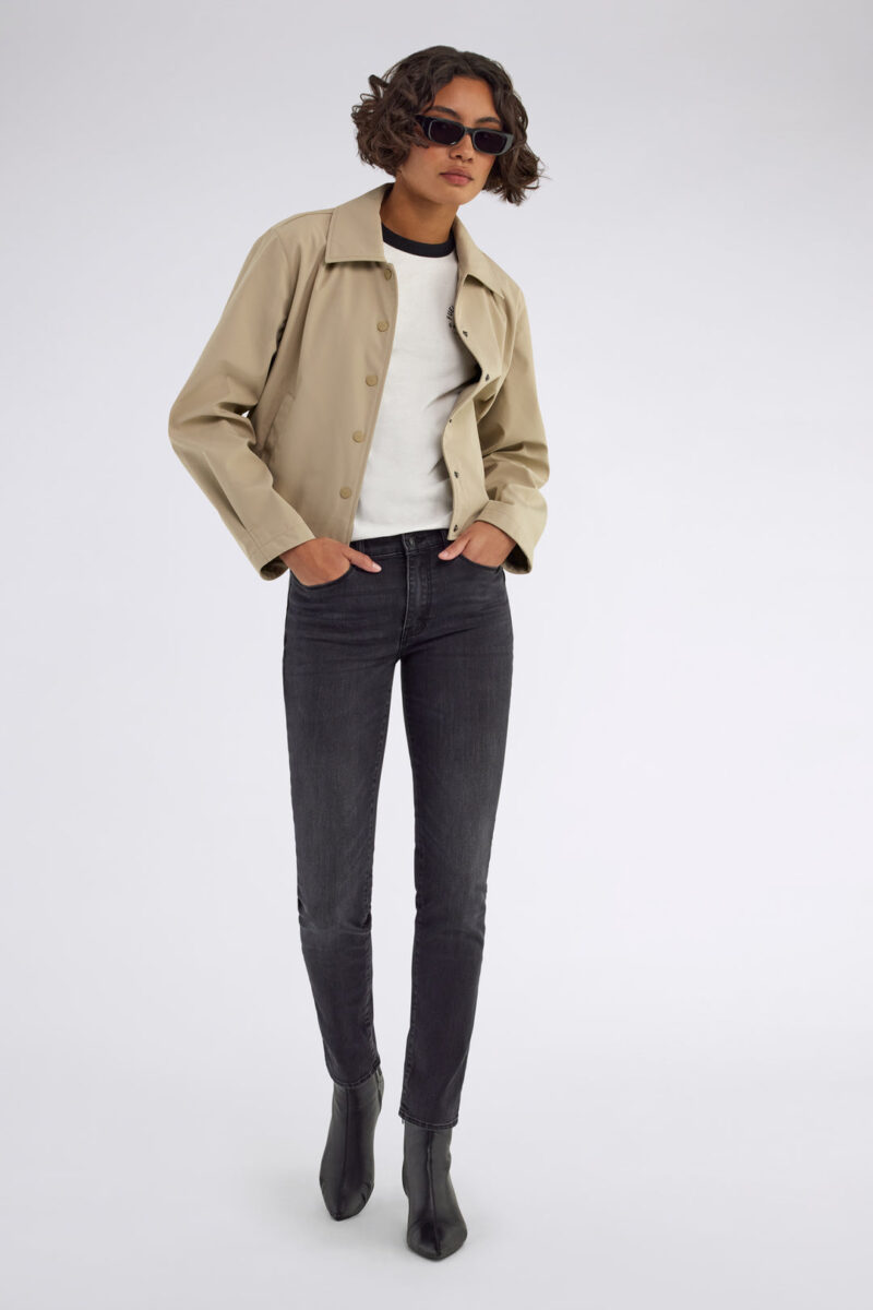 Dámske slim fit džínsy