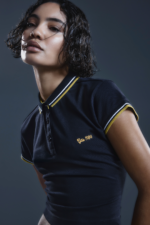 Dámske čierne slim fit polo tričko