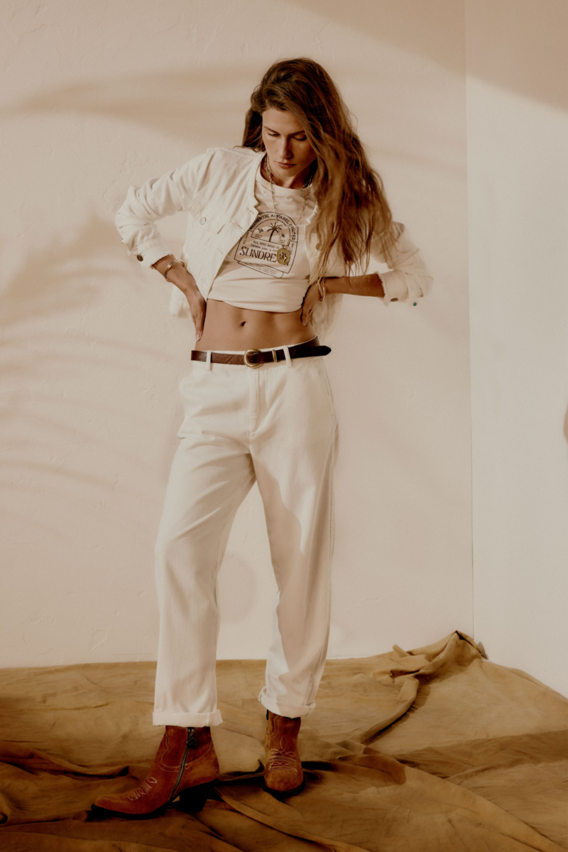 Dámske nohavice pohodlného strihu